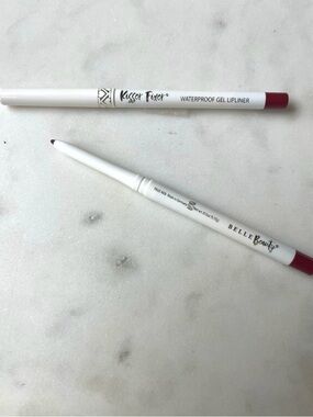 💜 SET OF 2, Belle Beauty, Kisser Fixer Waterproof Gel RED Lipliner